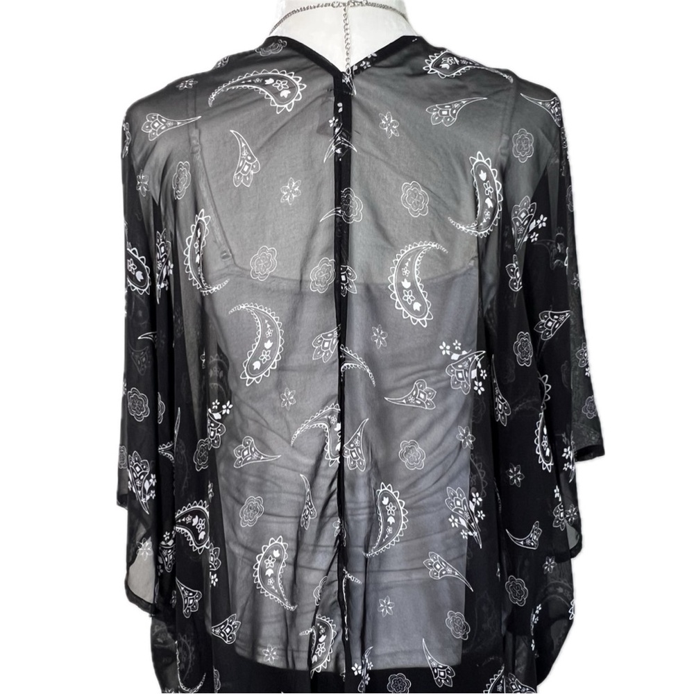 Sheer Paisley Kimono Handkerchief Hem Tassels Black White One Size Cardigan - Picture 14 of 16